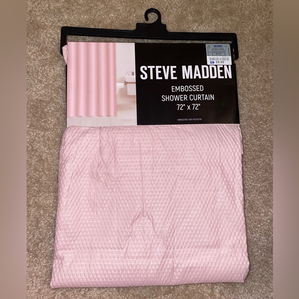 NWOP Steve Madden Shower Curtain